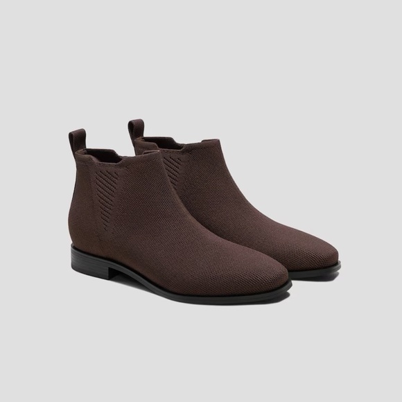 Square-Toe Slip-On Chelsea Boots (Ryan Slip-On) - Picture 2 of 7